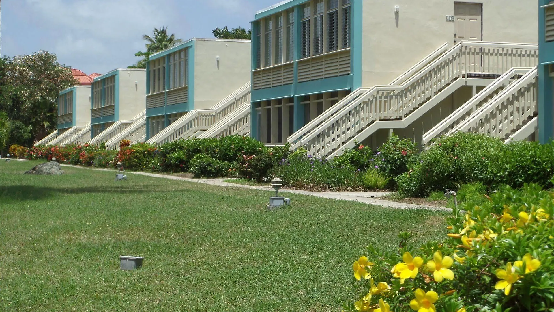 Crystal Cove Villas Nazareth Hotel